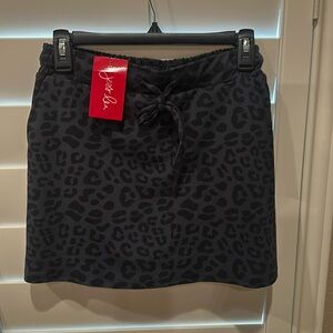 Jess Lea Navy/Black skort Size Small NWT